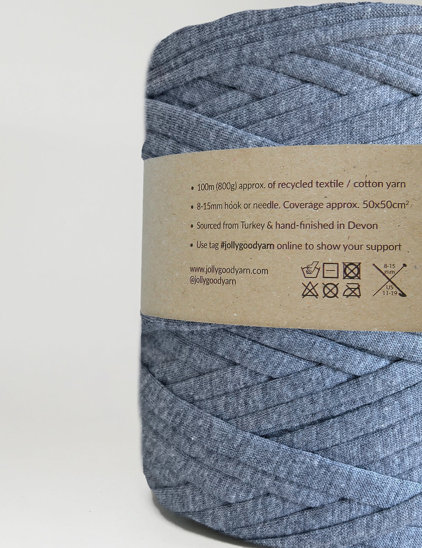 Recycled textile yarn - colour grey