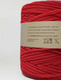 Recycled textile yarn - colour red