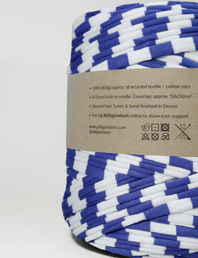 White with blue stripes t-shirt yarn (100-120m)