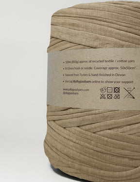 Muted latte taupe t-shirt yarn (100-120m)