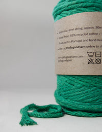 Recycled textile yarn - colour green