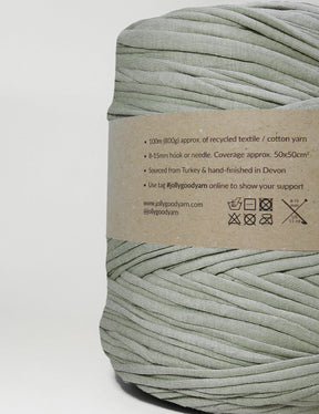 Light moss green t-shirt yarn (100-120m)