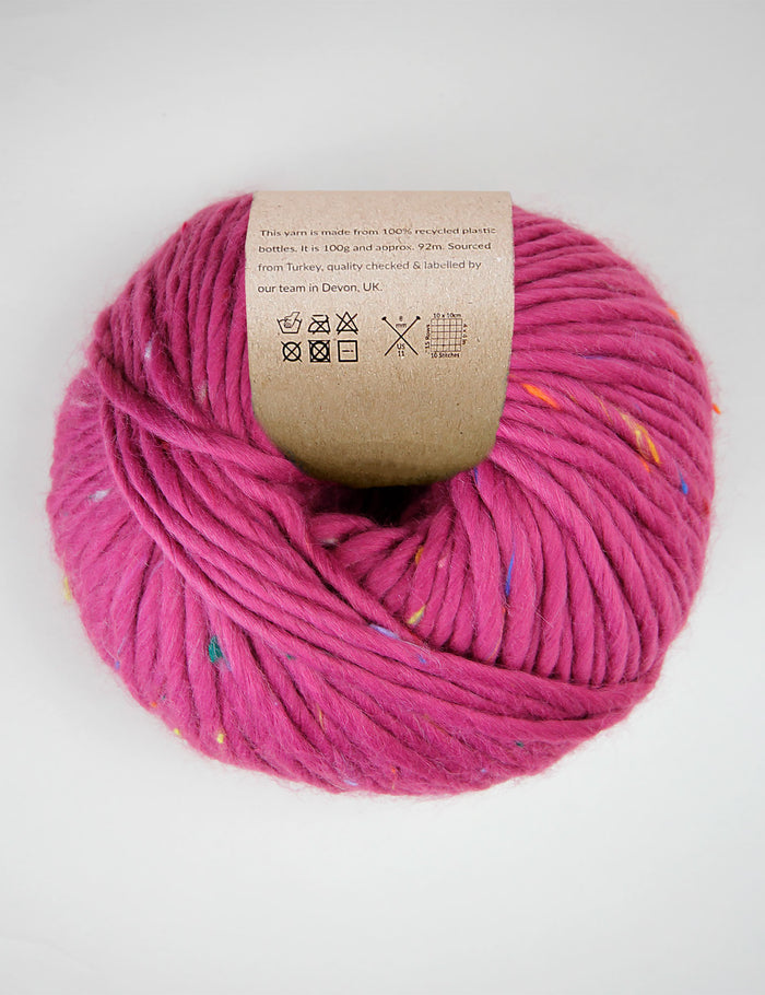 Recycled textile yarn - colour pink