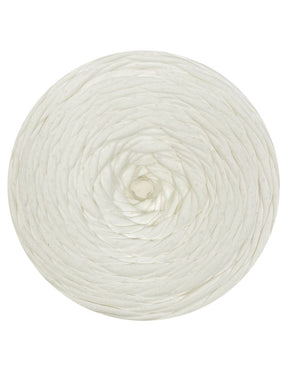 Very pale cream t-shirt yarn by Hoooked Zpagetti (100-120m)