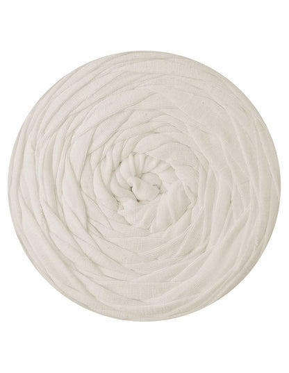 Very pale cream t-shirt yarn (100-120m)