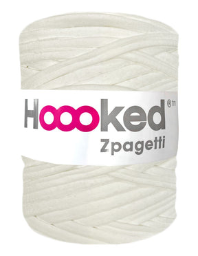 Very pale cream t-shirt yarn by Hoooked Zpagetti (100-120m)